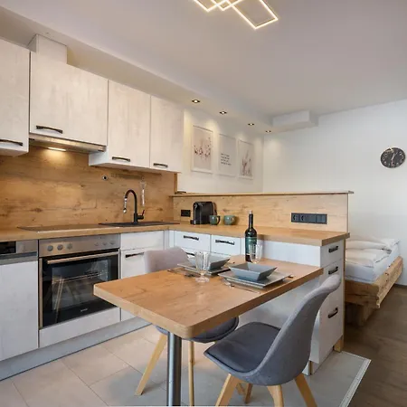 Des Kaisers Kleines Reich 公寓 *